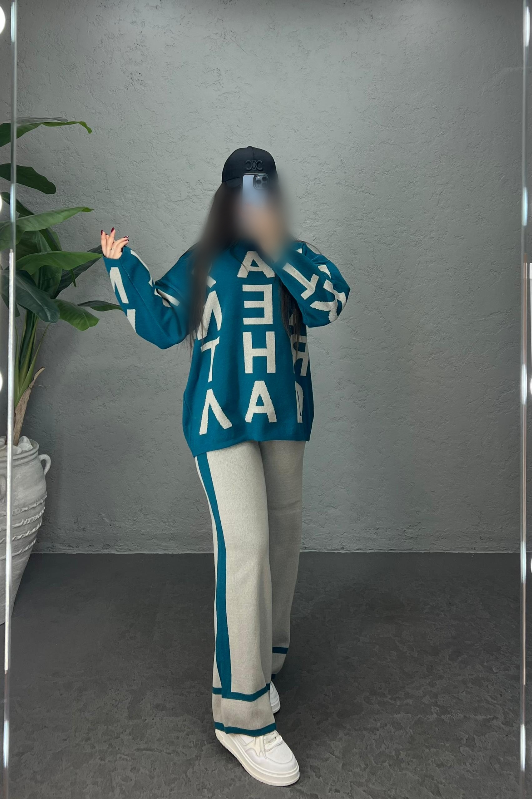 Point Blur_Sep112025_203301